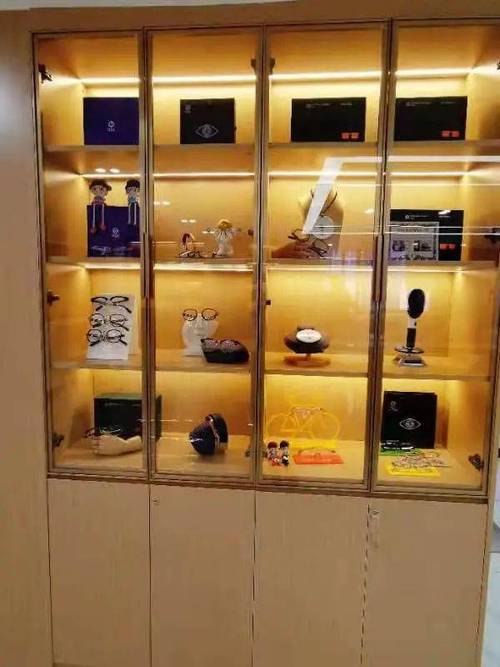 从“诊室”到“健康管理中心” 家庭医生健康管理中心产品展示柜如何撬动基层医疗机构全面远程健康管理服务转型
